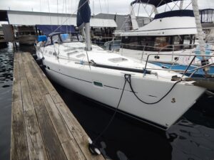 Beneteau 423 Oceanis For Sale by Waterline Boats / Boatshed Seattle