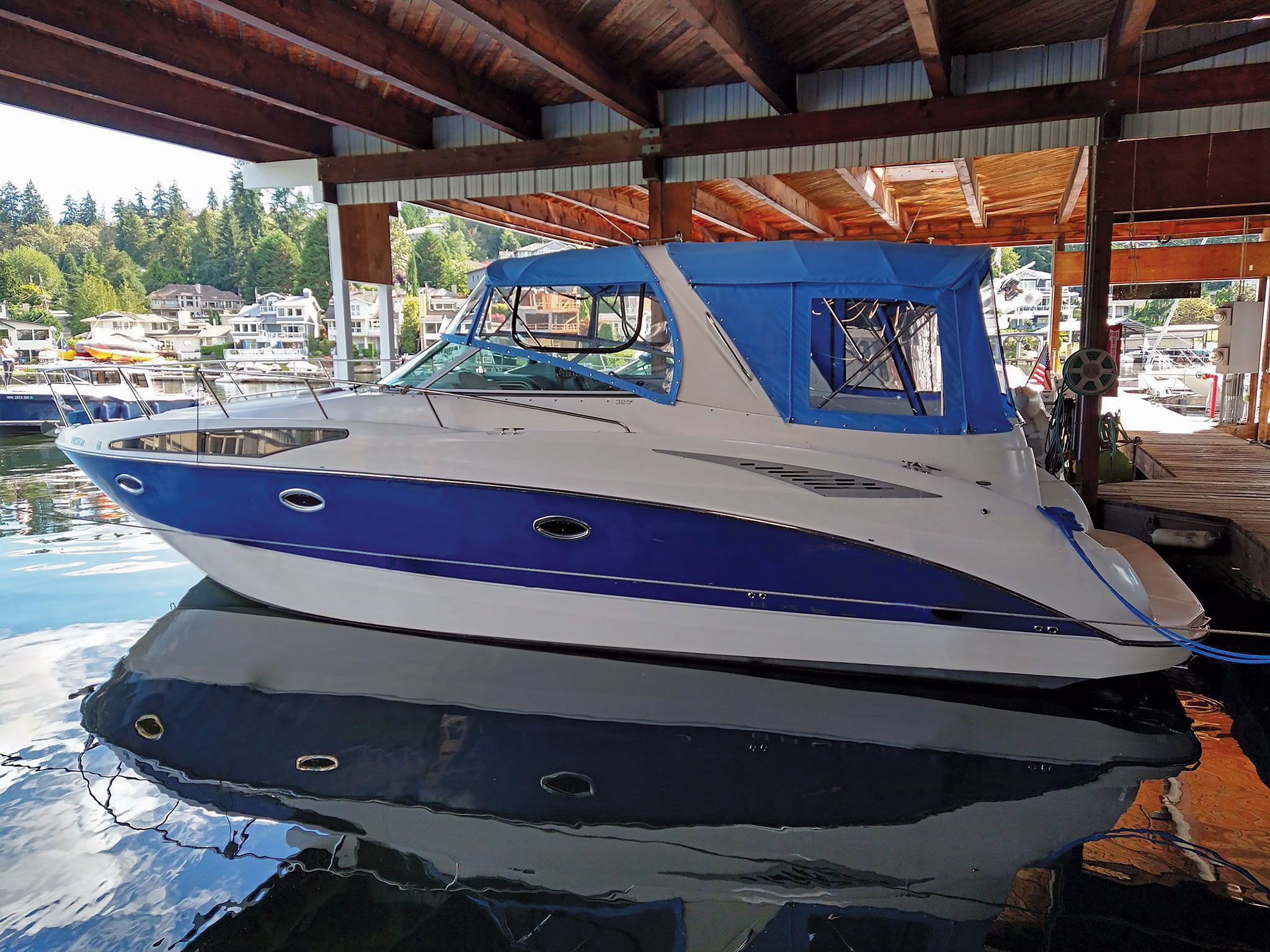 Seattle Yacht For Sale HOMEPORT - Waterline Boats