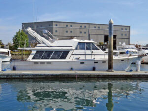 Bayliner 4550 For Sale by Waterline Boats / Boatshed Seattle