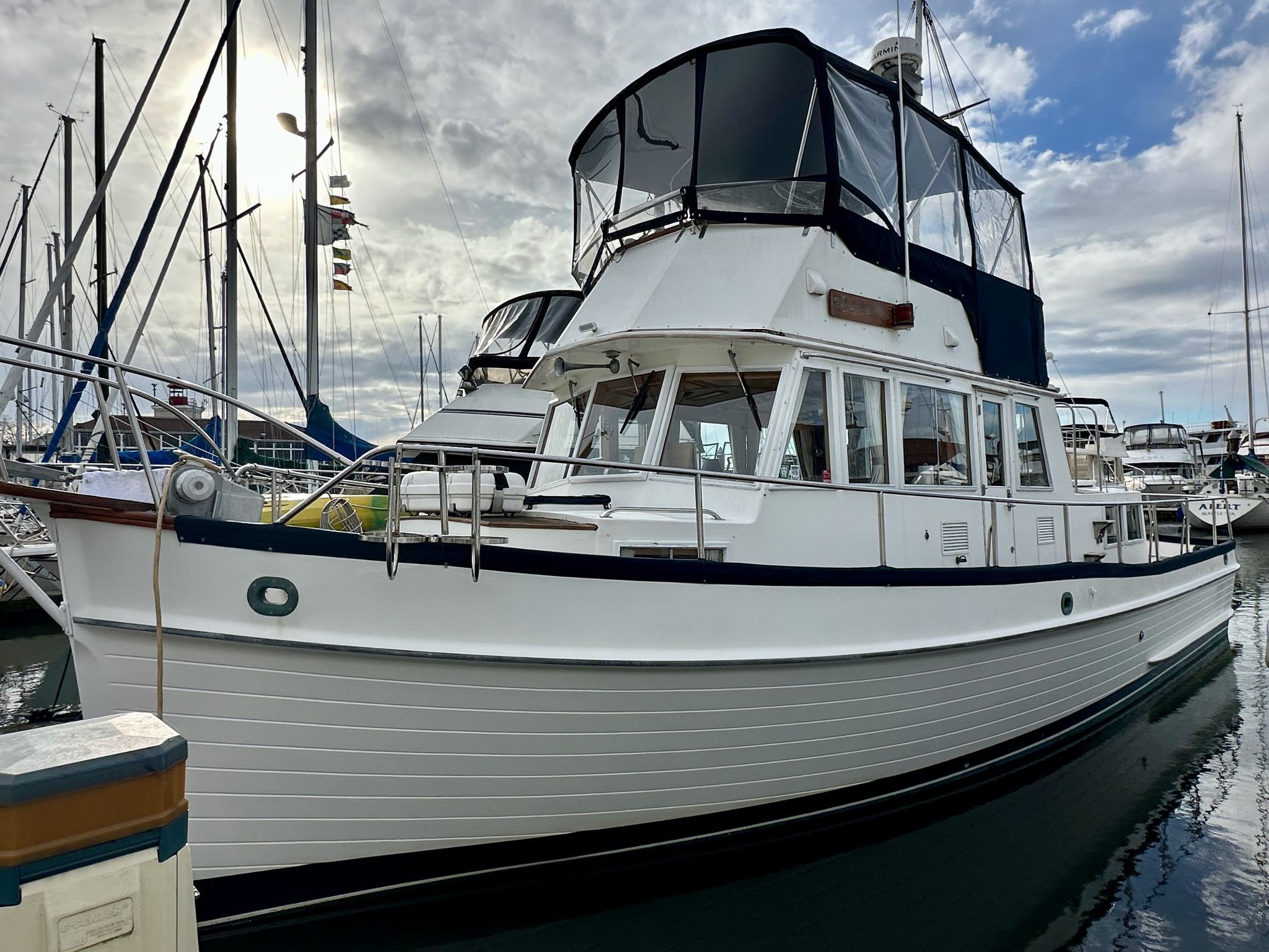 Grand Banks 36 Trawler For Sale by Waterline Boats / Boatshed Everett